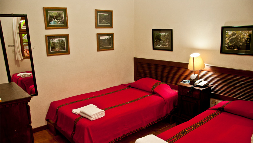 Hotel Arbol De Fuego サンサルバドル エクステリア 写真