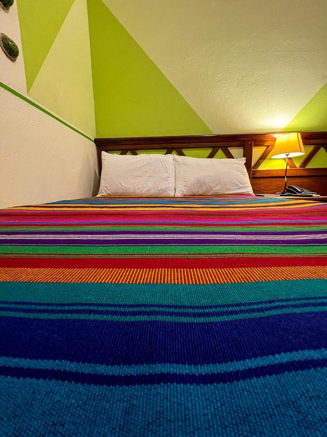 Hotel Arbol De Fuego サンサルバドル エクステリア 写真