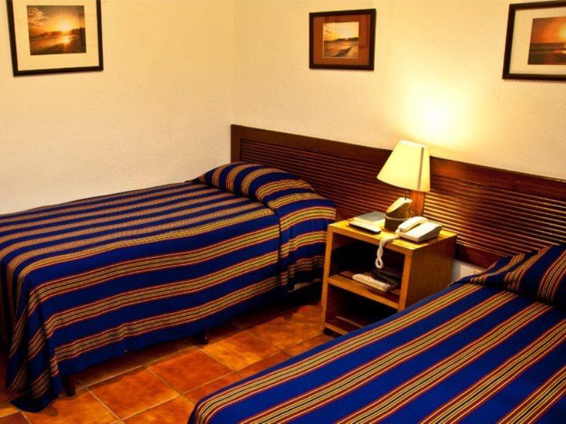 Hotel Arbol De Fuego サンサルバドル エクステリア 写真